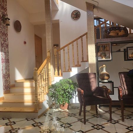 Ulli Oy Boutique Hotel & Terrace Khiva Bagian luar foto