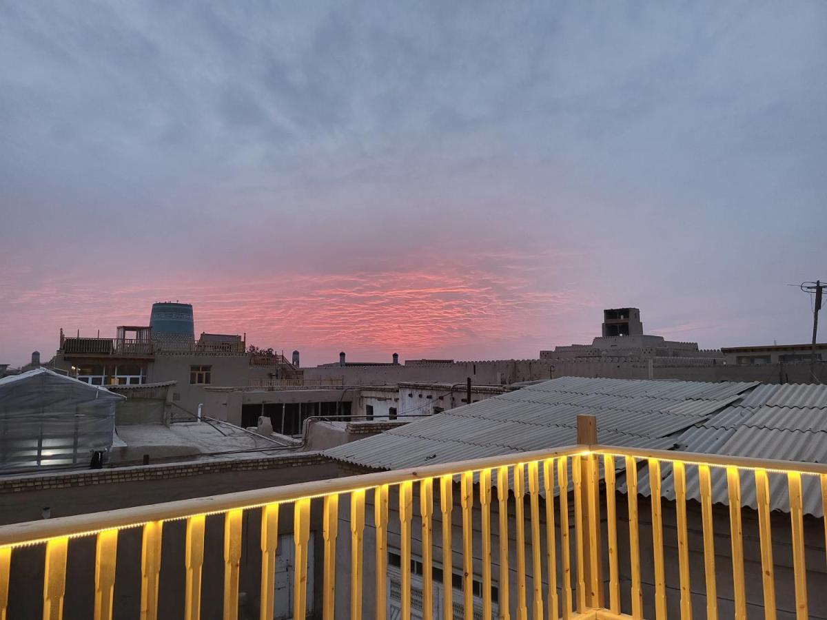 Ulli Oy Boutique Hotel & Terrace Khiva Bagian luar foto