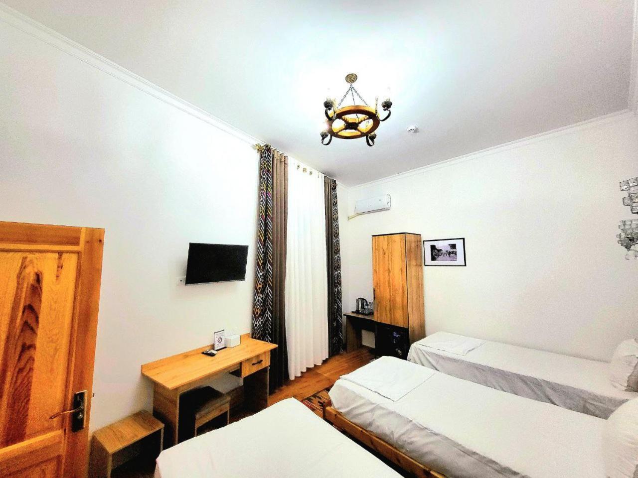 Ulli Oy Boutique Hotel & Terrace Khiva Bagian luar foto