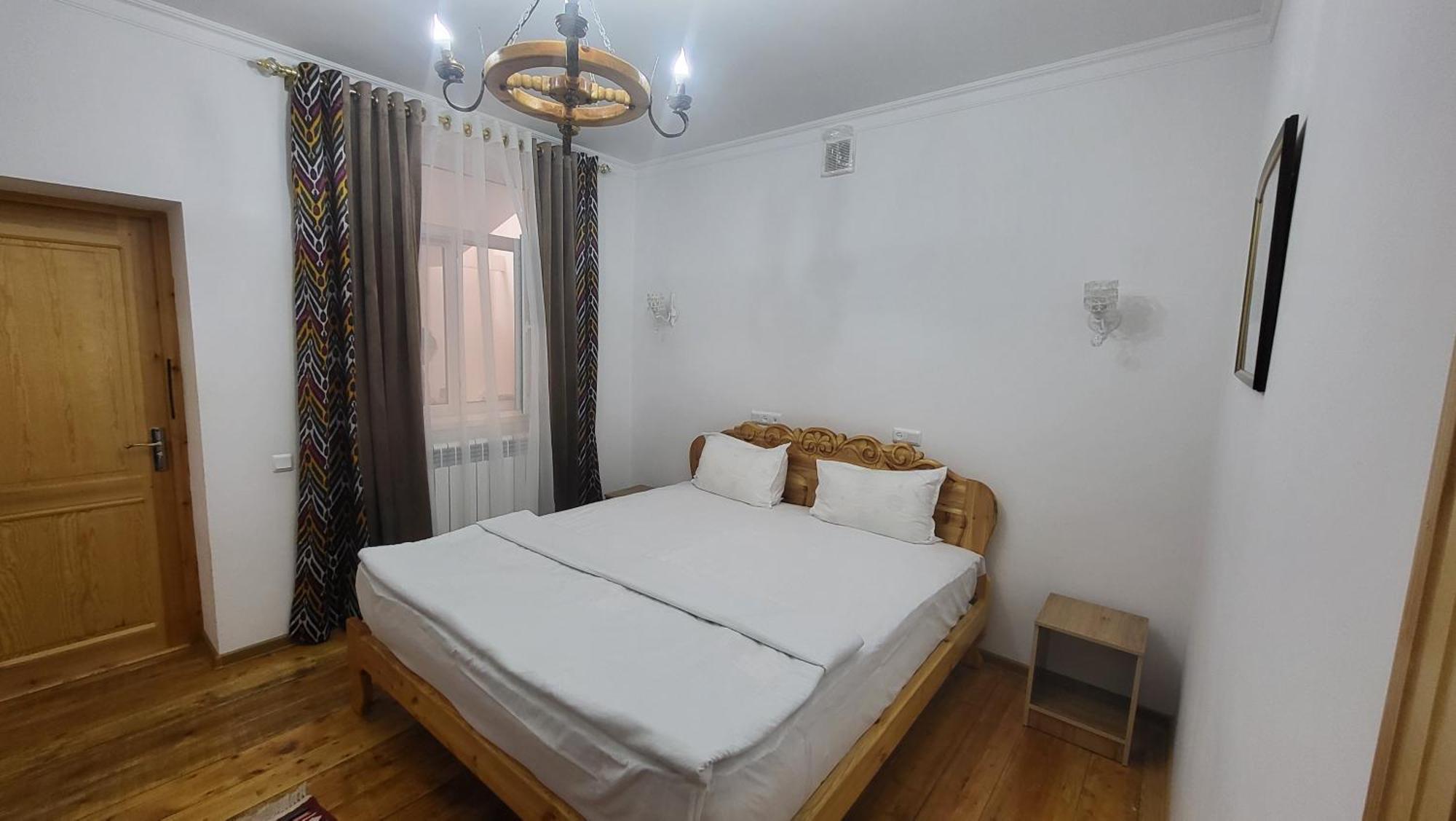 Ulli Oy Boutique Hotel & Terrace Khiva Bagian luar foto