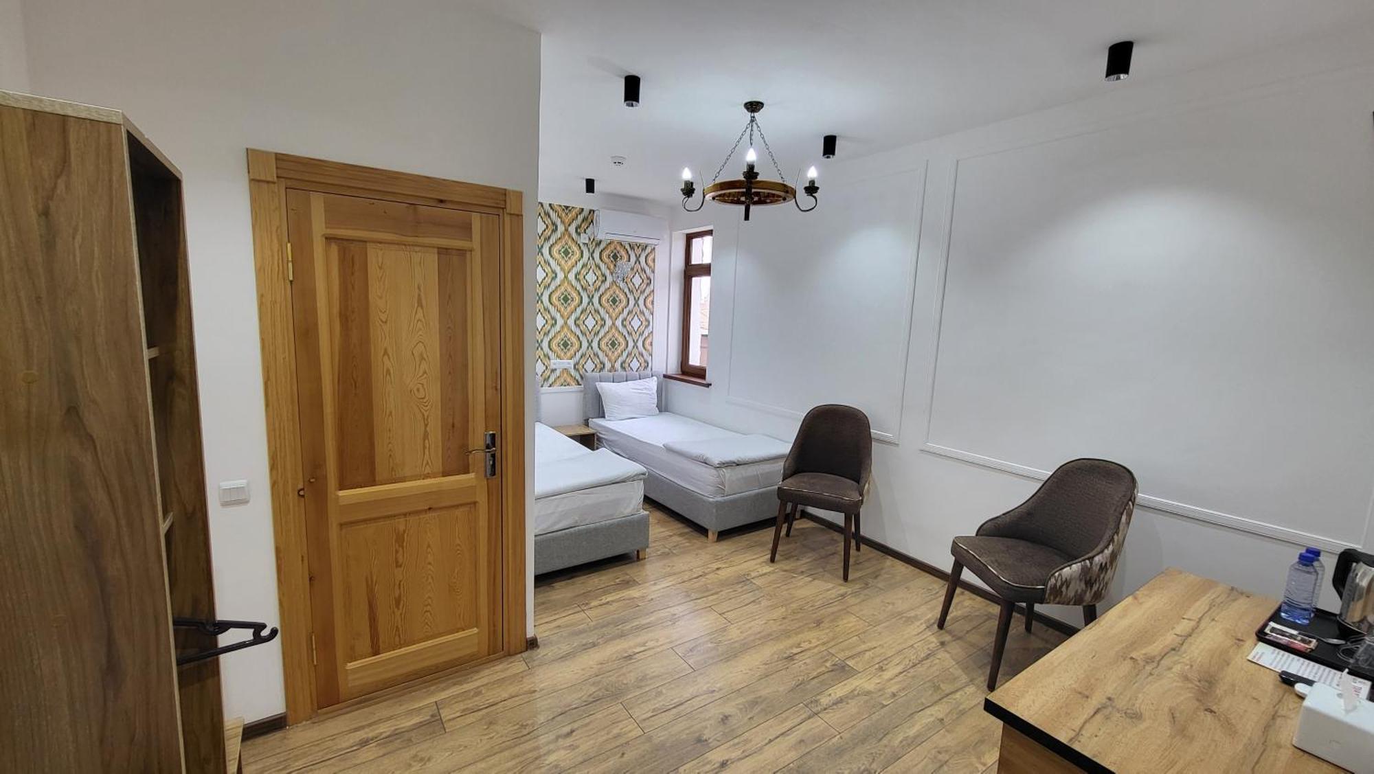 Ulli Oy Boutique Hotel & Terrace Khiva Bagian luar foto