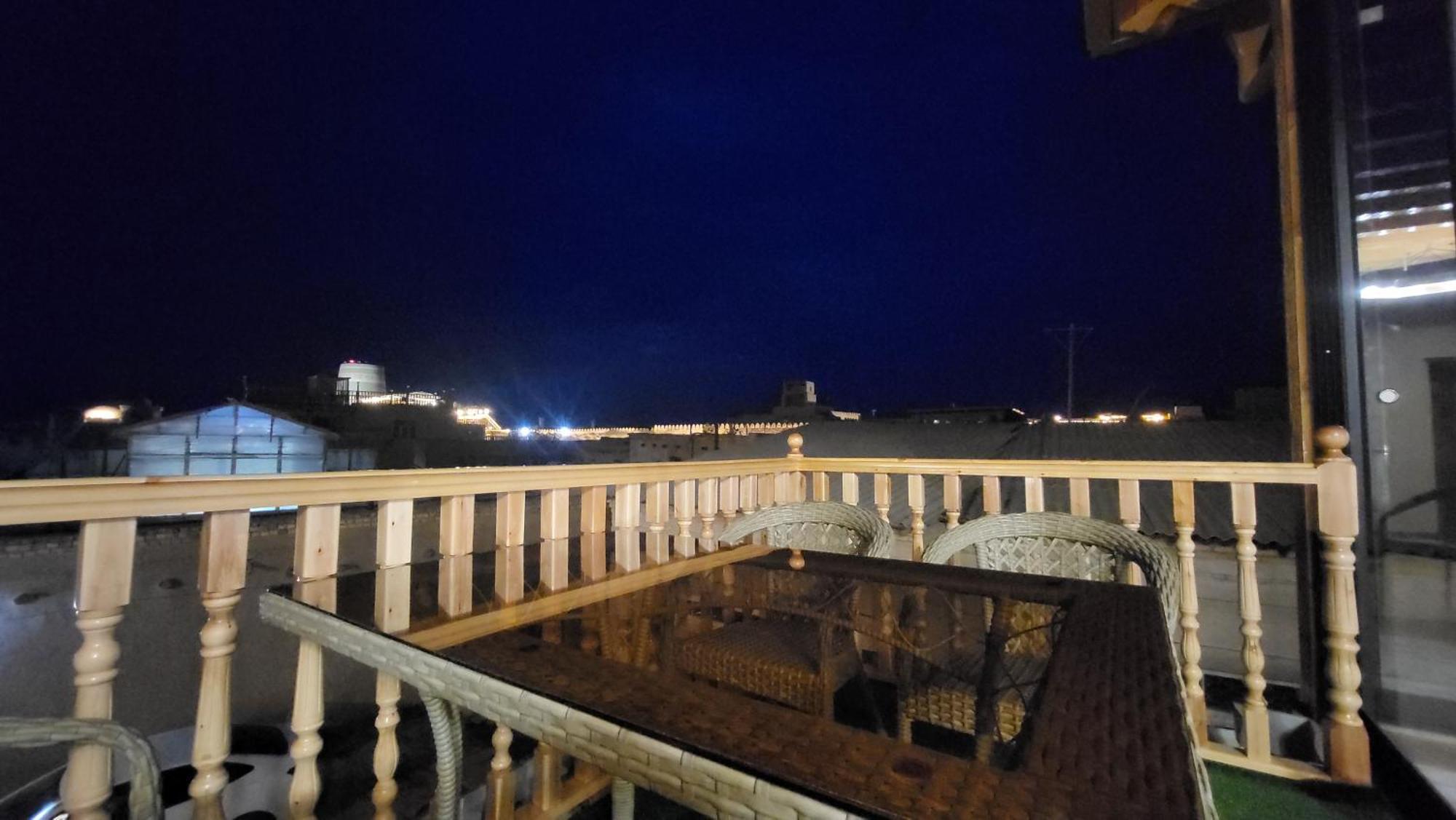 Ulli Oy Boutique Hotel & Terrace Khiva Bagian luar foto