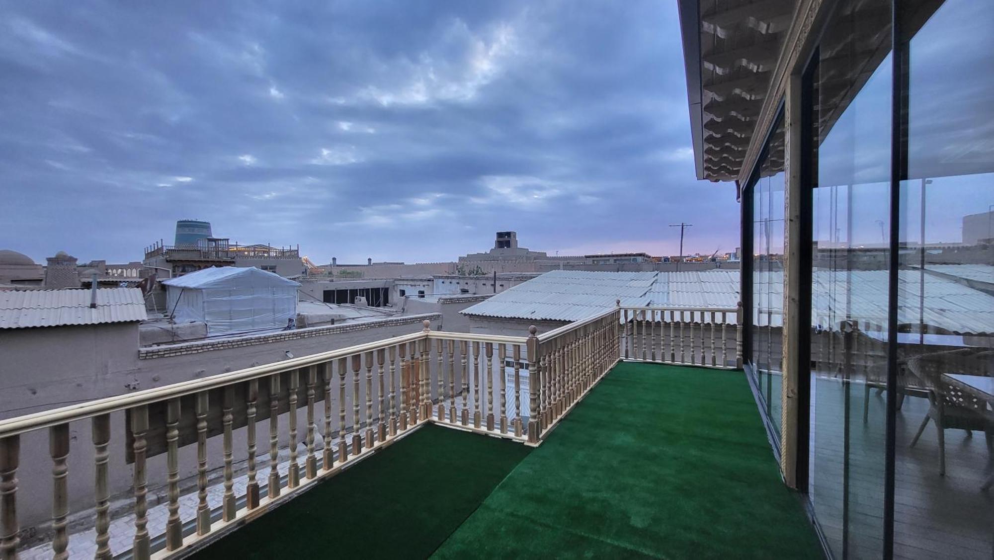 Ulli Oy Boutique Hotel & Terrace Khiva Bagian luar foto